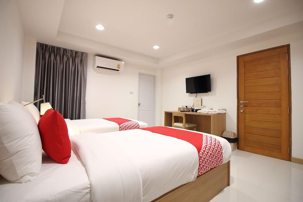 Super Oyo 484 Pannee Residence Khaosan Sha Plus Bangkok Exteriör bild