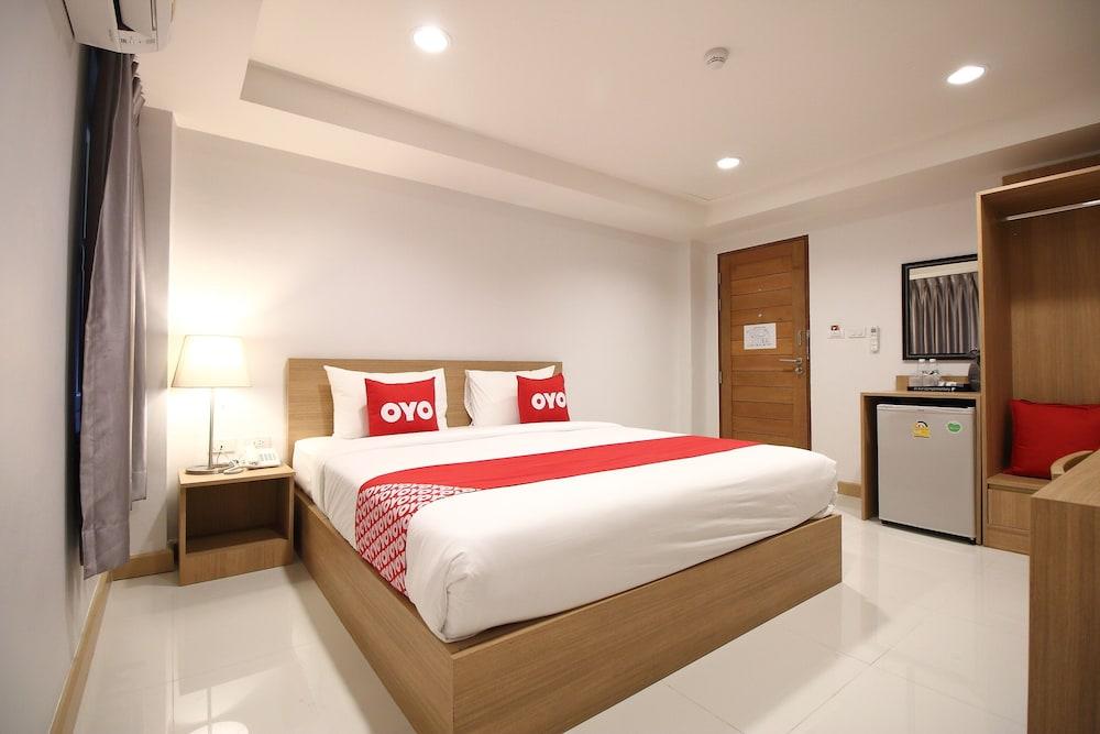 Super Oyo 484 Pannee Residence Khaosan Sha Plus Bangkok Exteriör bild